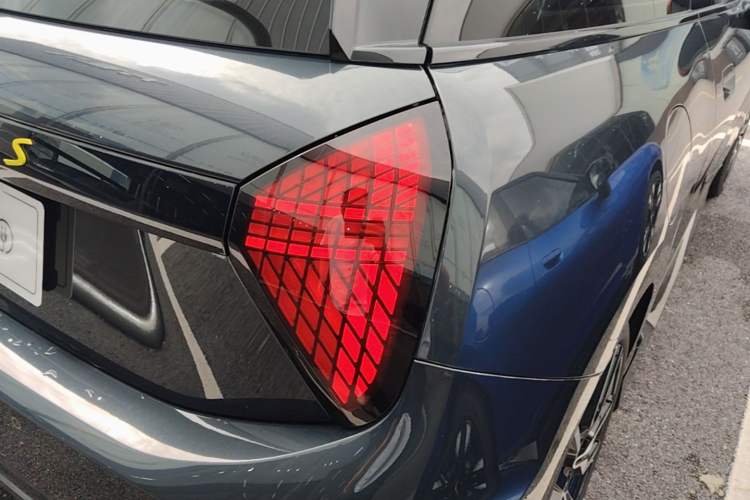 Used MINI Electric COOPER 2024 452km COOPER SE Racing Driver Right Rear Taillight