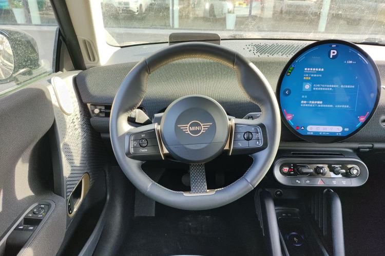 Used MINI Electric COOPER 2024 452km COOPER SE Artist Steering Wheel