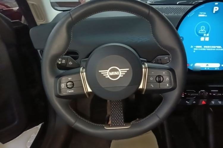 Used MINI Electric COOPER 2024 456km COOPER E Classic Edition Steering Wheel