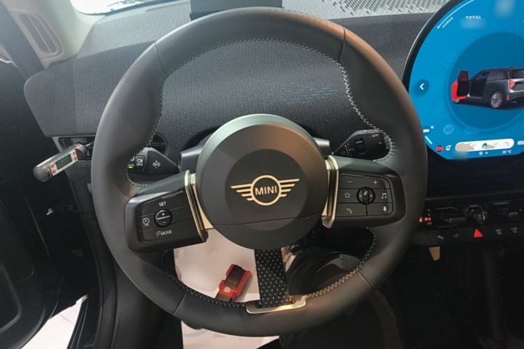 Used MINI Electric COOPER 2024 452km COOPER SE Artist Steering Wheel