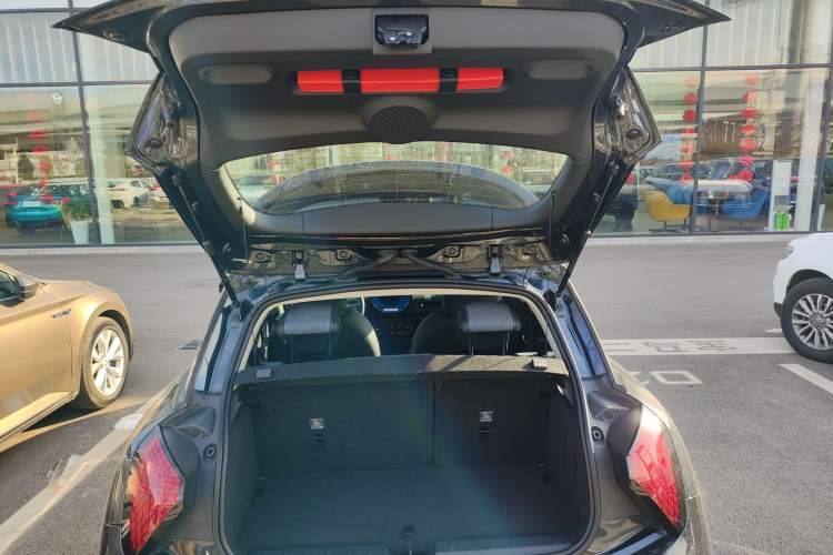 Used MINI Electric COOPER 2024 452km COOPER SE Artist Trunk