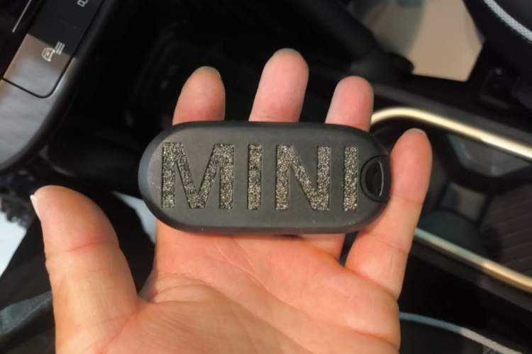 Used MINI Electric COOPER 2024 452km COOPER SE Artist Vehicle Key