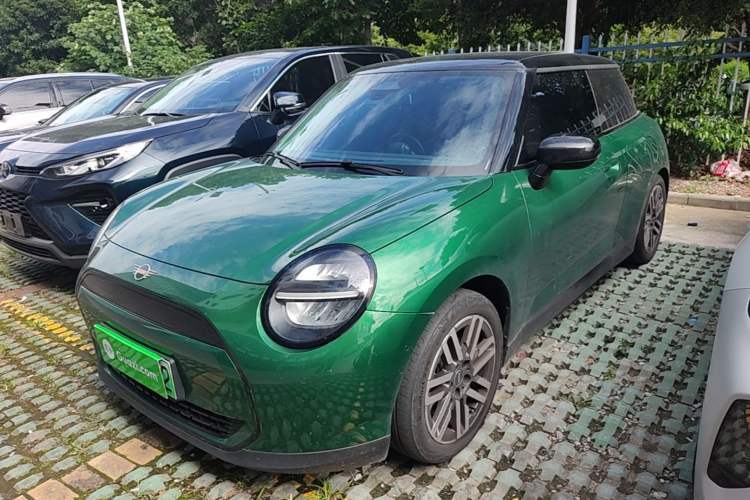 Used MINI Electric COOPER 2024 456km COOPER E Classic Edition Guazi used car, China used car export, Used car for sale, Used MINI cars, Cheapest cars for sale, Electric vehicle, New energy car