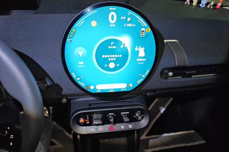 Used MINI Electric COOPER 2024 452km COOPER SE Artist Audio And AC Panel