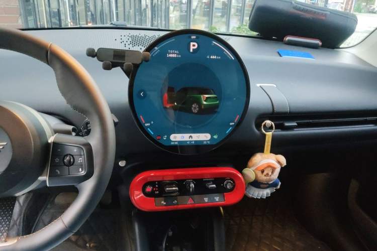 Used MINI Electric COOPER 2024 456km COOPER E Classic Edition Audio And AC Panel