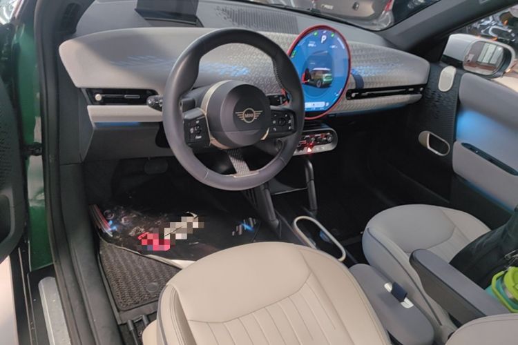Used MINI Electric COOPER 2024 452km COOPER SE 1/65 Limited Edition Center Console