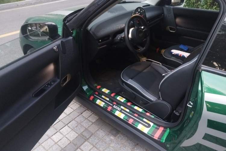 Used MINI Electric COOPER 2024 456km COOPER E Classic Edition Driver Seat