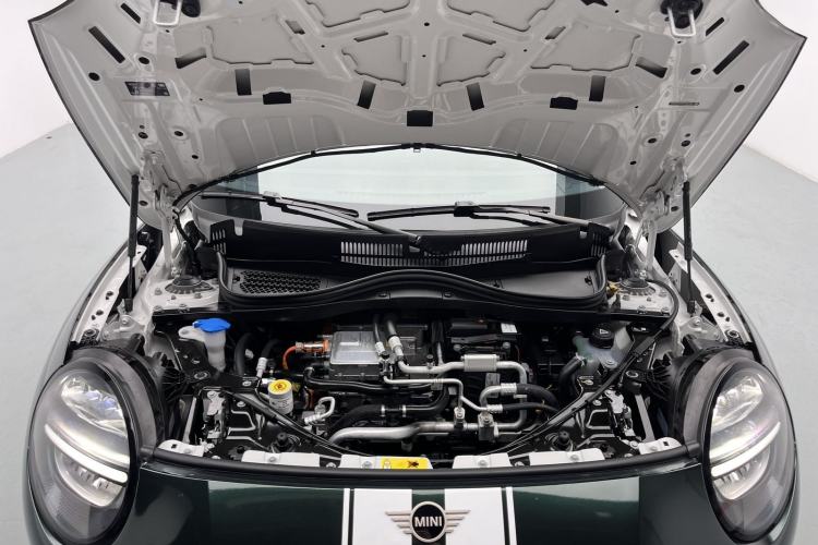 Used MINI Electric COOPER 2024 456km COOPER E Classic Edition Engine Bay