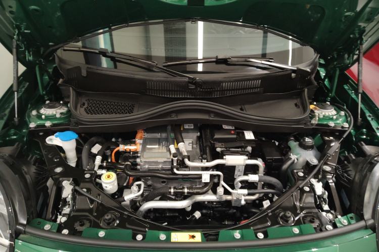 Used MINI Electric COOPER 2024 456km COOPER E Classic Edition Engine Bay