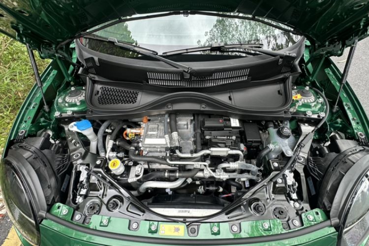 Used MINI Electric COOPER 2024 456km COOPER E Classic Edition Engine Bay