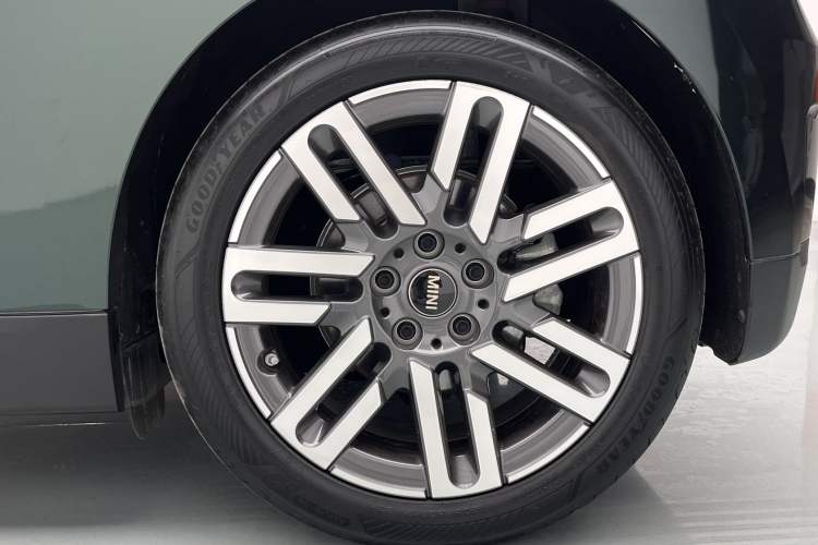 Used MINI Electric COOPER 2024 456km COOPER E Classic Edition Exterior 5