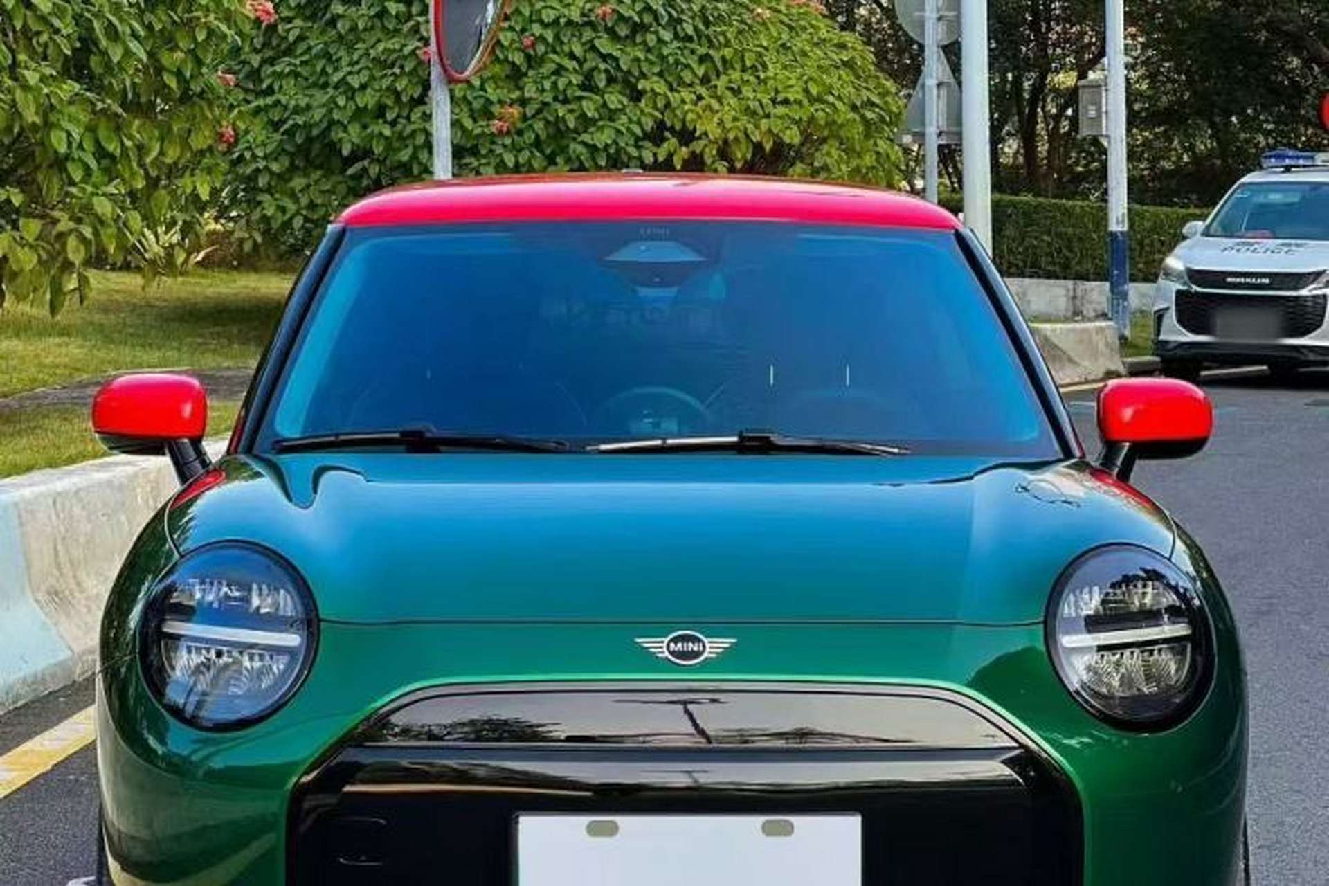Used MINI Electric COOPER 2024 456km COOPER E Classic Edition Front