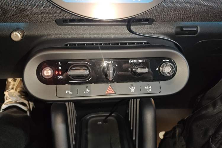 Used MINI Electric COOPER 2024 452km COOPER SE Artist Gear Lever