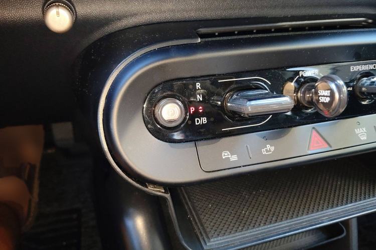 Used MINI Electric COOPER 2024 452km COOPER SE Artist Gear Lever