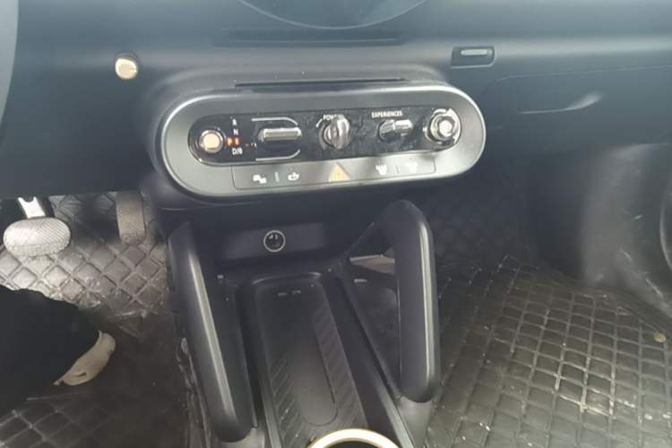 Used MINI Electric COOPER 2024 456km COOPER E Big Player Gear Lever