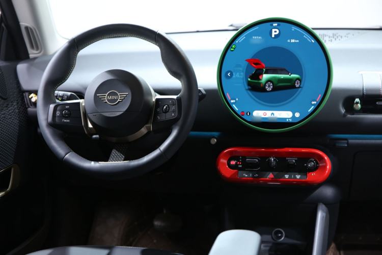 Used MINI Electric COOPER 2024 456km COOPER E Classic Edition Interior 3