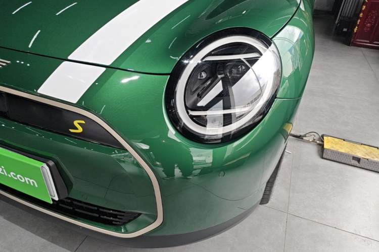 Used MINI Electric COOPER 2024 452km COOPER SE Artist Left Front Headlight