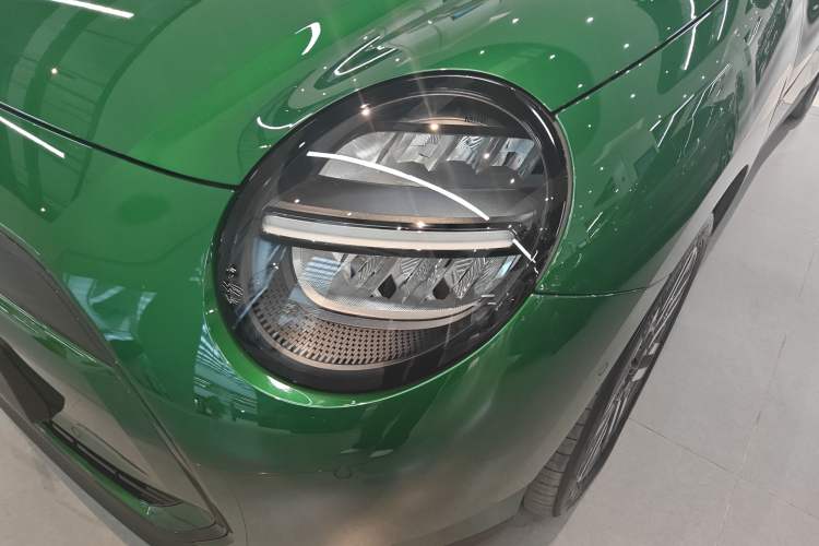 Used MINI Electric COOPER 2024 456km COOPER E Classic Edition Left Front Headlight