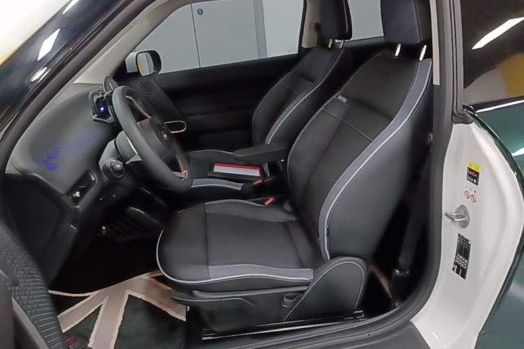 Used MINI Electric COOPER 2024 456km COOPER E Classic Edition Left Front Seat