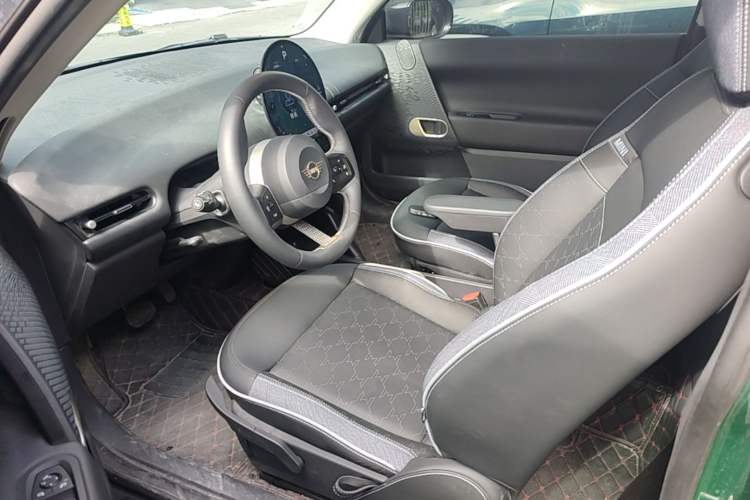 Used MINI Electric COOPER 2024 456km COOPER E Classic Edition Left Front Seat