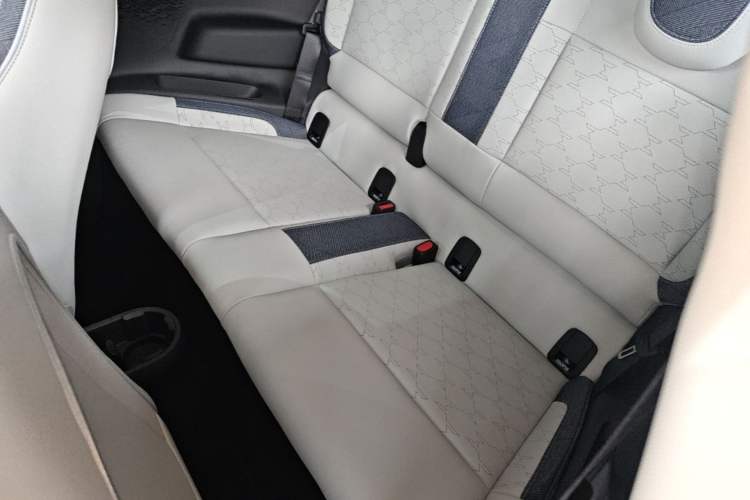 Used MINI Electric COOPER 2024 452km COOPER SE Artist Left Rear Seat
