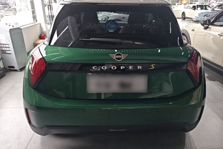 Used MINI Electric COOPER 2024 452km COOPER SE Artist Rear