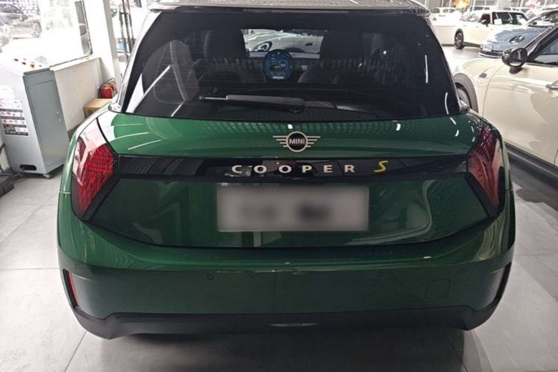 Used MINI Electric COOPER 2024 452km COOPER SE Artist Rear