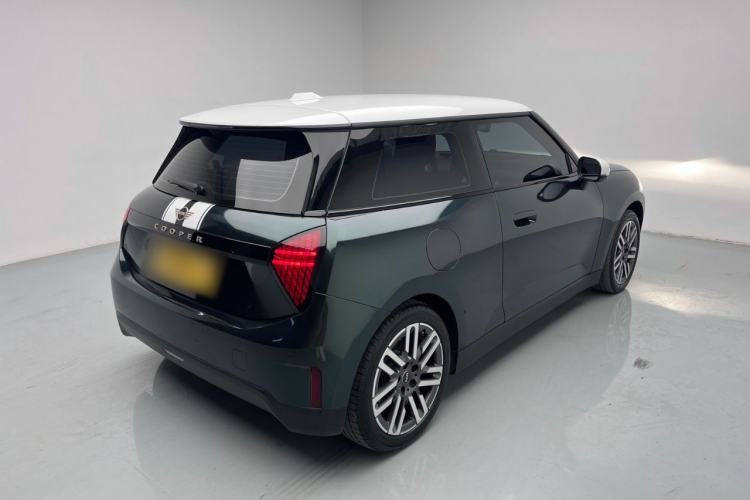 Used MINI Electric COOPER 2024 456km COOPER E Classic Edition Rear Right 45 Deg