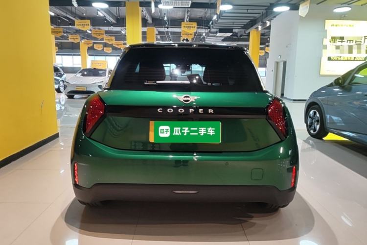 Used MINI Electric COOPER 2024 456km COOPER E Classic Edition Rear