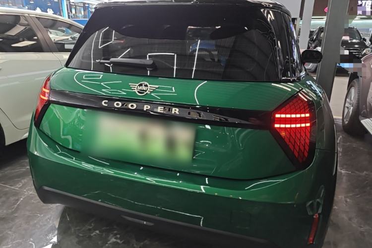 Used MINI Electric COOPER 2024 456km COOPER E Classic Edition Rear
