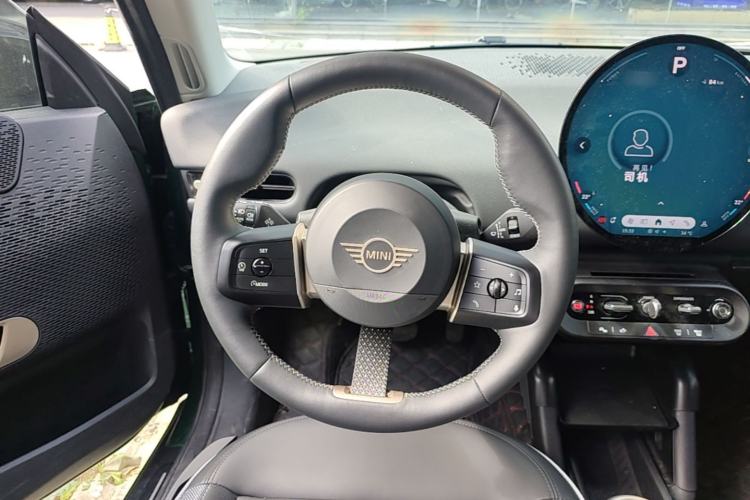 Used MINI Electric COOPER 2024 456km COOPER E Classic Edition Steering Wheel
