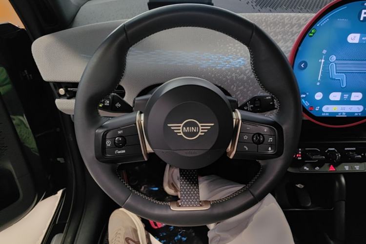 Used MINI Electric COOPER 2024 452km COOPER SE 1/65 Limited Edition Steering Wheel