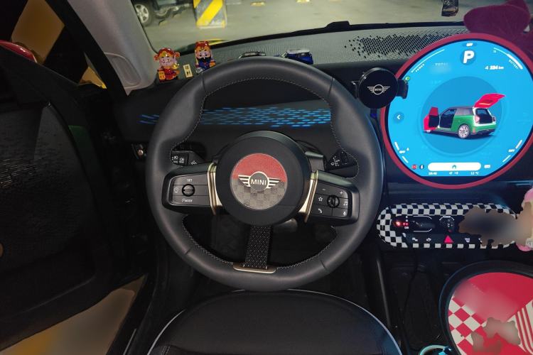Used MINI Electric COOPER 2024 456km COOPER E Classic Edition Steering Wheel