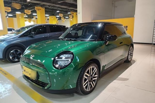 Used MINI Electric COOPER 2024 456km COOPER E Classic Edition