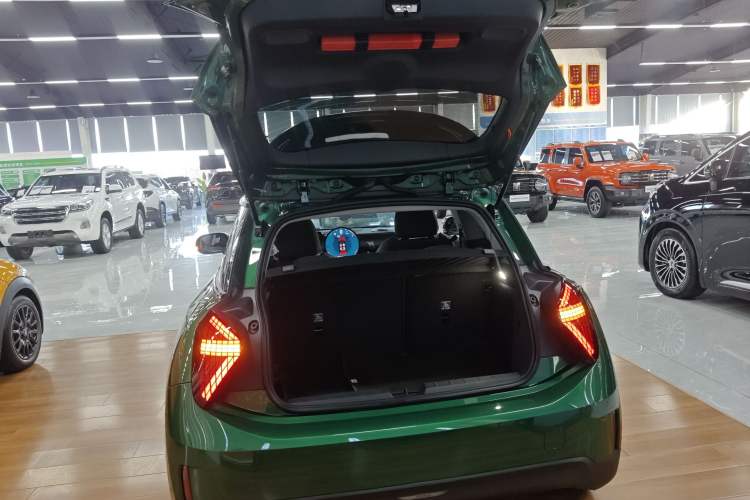 Used MINI Electric COOPER 2024 452km COOPER SE Artist Trunk