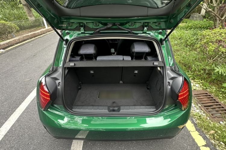 Used MINI Electric COOPER 2024 456km COOPER E Classic Edition Trunk