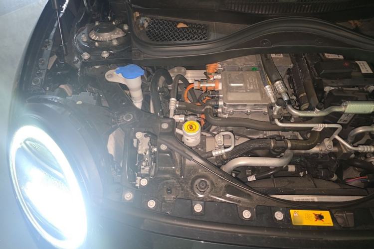 Used MINI Electric COOPER 2024 452km COOPER SE Racing Driver Engine Bay Right