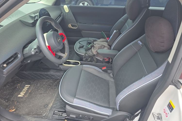 Used MINI Electric COOPER 2024 452km COOPER SE Artist Left Front Seat