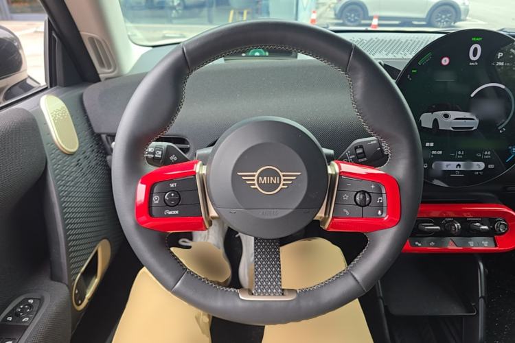 Used MINI Electric COOPER 2024 452km COOPER SE Artist Steering Wheel