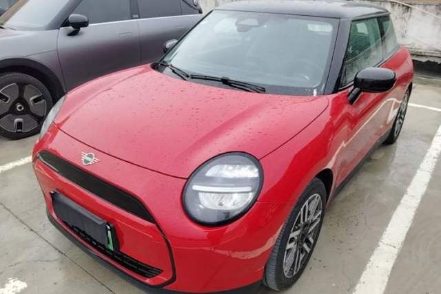 Used MINI Electric COOPER 2024 456km COOPER E Classic Edition