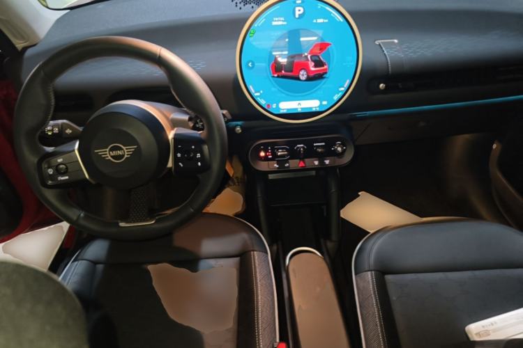 Used MINI Electric COOPER 2024 456km COOPER E Classic Edition Center Console