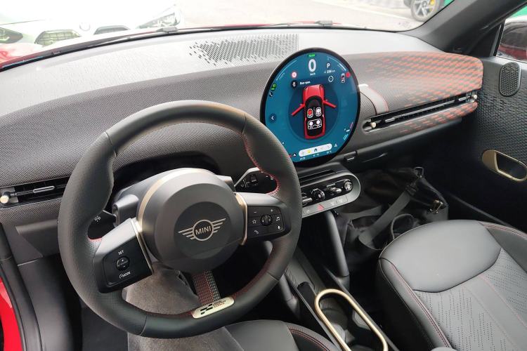 Used MINI Electric COOPER 2024 452km COOPER SE Racing Driver Center Console
