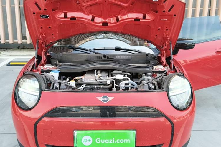 Used MINI Electric COOPER 2024 456km COOPER E Classic Edition Engine Bay