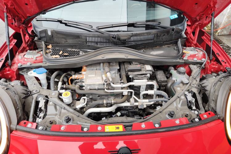Used MINI Electric COOPER 2024 452km COOPER SE Racing Driver Engine Bay