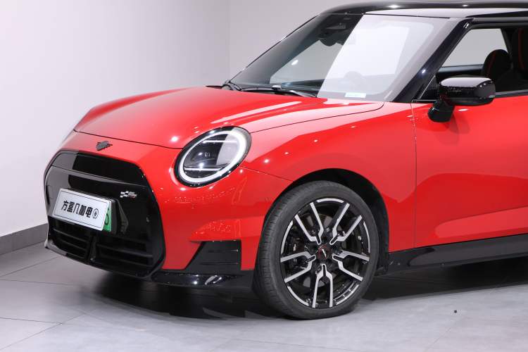 Used MINI Electric COOPER 2024 452km COOPER SE Racing Driver Exterior 11