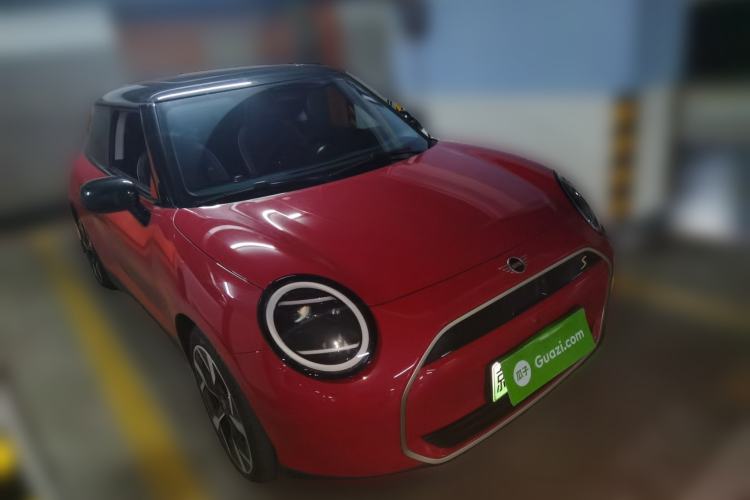Used MINI Electric COOPER 2024 452km COOPER SE Artist Exterior 2