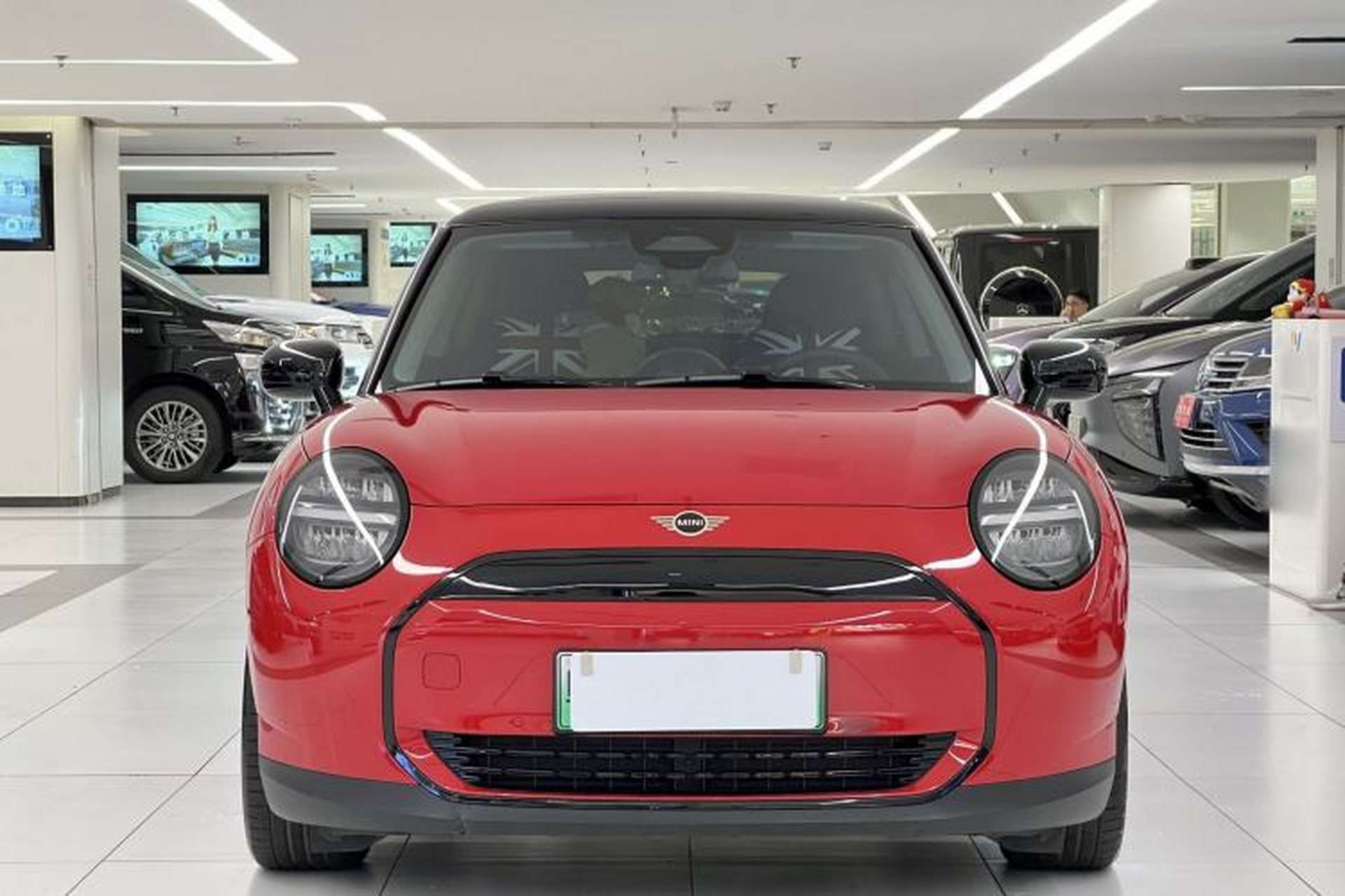 Used MINI Electric COOPER 2024 456km COOPER E Classic Edition Exterior 2
