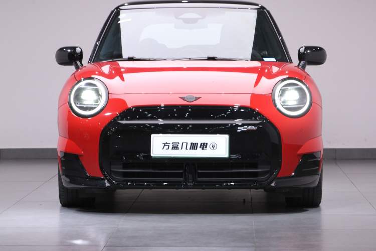 Used MINI Electric COOPER 2024 452km COOPER SE Racing Driver Exterior 5