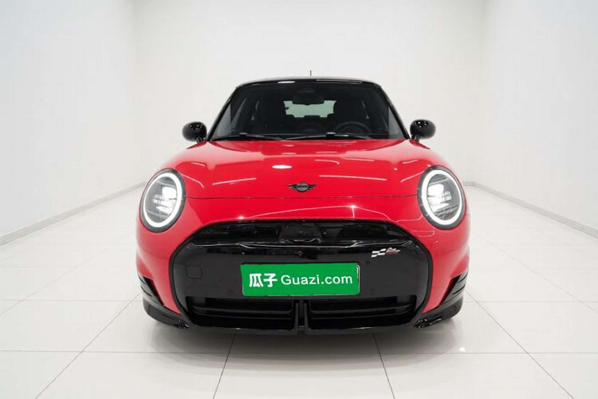 Used MINI Electric COOPER 2024 452km COOPER SE Racing Driver Front