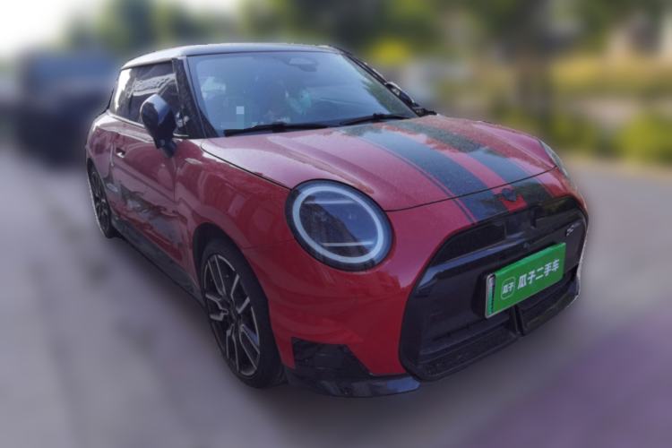 Used MINI Electric COOPER 2024 452km COOPER SE Racing Driver Front Right 45 Deg